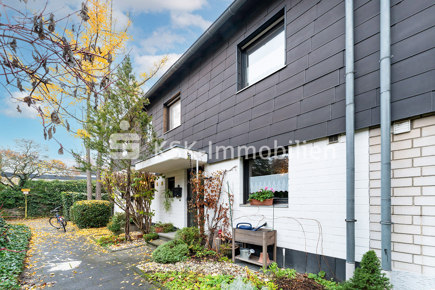 Reihenmittelhaus zum Kauf 735.000 € 6 Zimmer 110,6 m²<br/>Wohnfläche 171 m²<br/>Grundstück Junkersdorf Köln 50858