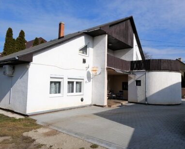 Einfamilienhaus zum Kauf 210.000 € 6 Zimmer 220 m² 829 m² Grundstück Siófok 8600