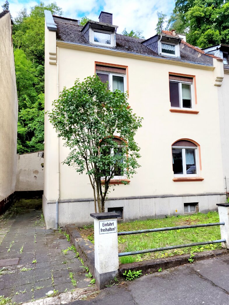 Haus zum Kauf 199.000 € 6 Zimmer 139 m² 404 m² Grundstück frei ab sofort Bad Ems 56130