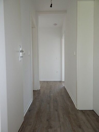 Wohnung zur Miete nur mit Wohnberechtigungsschein 394 € 3 Zimmer 67,9 m² 3. Geschoss frei ab 13.02.2025 Erfurter Str. 54 Deininghausen Castrop-Rauxel 44577