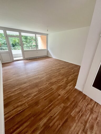 Wohnung zur Miete 649 € 3 Zimmer 78,4 m² 3. Geschoss frei ab 01.03.2025 Herzog-Ernst-Ring 13 Blumlage Celle 29221