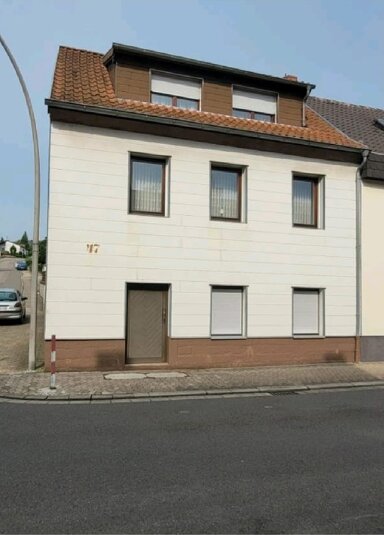 Haus zum Kauf 162.000 € 4 Zimmer 91 m² 215 m² Grundstück Rohrbach Sankt Ingbert 66386