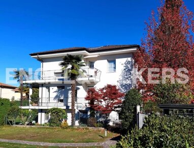 Villa zum Kauf 1.200.000 € 5 Zimmer 270 m² 600 m² Grundstück Francesco Guicciardini Varese 21100