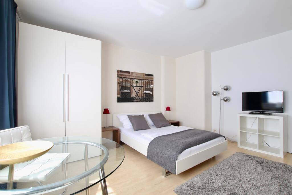 Wohnung zur Miete Wohnen auf Zeit 2.144 € 1 Zimmer 37 m²<br/>Wohnfläche 20.12.2024<br/>Verfügbarkeit Bismarckstraße Neustadt - Nord Köln 50672