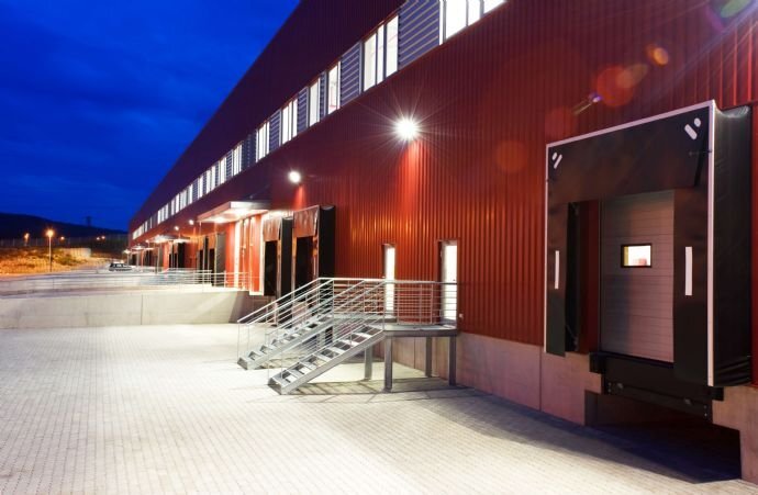 Lagerhalle zur Miete 12.000 m² Lagerfläche teilbar ab 2.000 m² - Innenstadt Hanau 63450