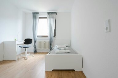 Wohnung zur Miete Wohnen auf Zeit 619 € 1 Zimmer 9 m² frei ab 04.03.2025 Kölner Landstraße Wersten Düsseldorf 40589