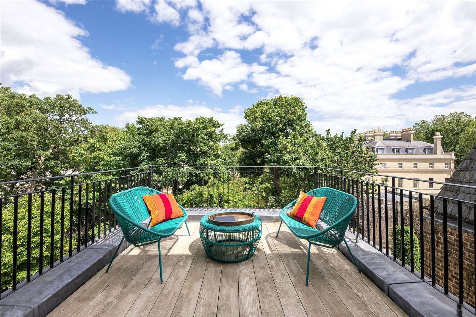 Penthouse zum Kauf provisionsfrei 4.235.400 € 5 Zimmer 158,8 m²<br/>Wohnfläche PALACE GARDENS TERRACE 24 London W8 4RP