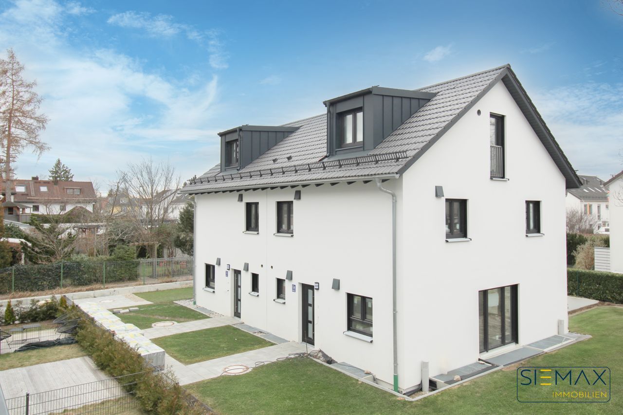 Doppelhaushälfte zum Kauf 1.450.000 € 5,5 Zimmer 170 m²<br/>Wohnfläche 225 m²<br/>Grundstück Gartenstadt Trudering München / Trudering 81825