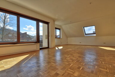 Maisonette zur Miete 1.900 € 4,5 Zimmer 127 m² 2. Geschoss Gehrenwald Stuttgart 70327