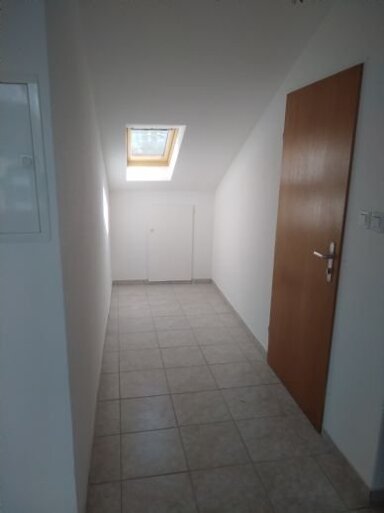 Wohnung zur Miete 484 € 2 Zimmer 67,2 m² frei ab sofort Hubertusstraße 10 Oberlahnstein Lahnstein 56112