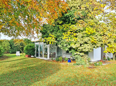 Bungalow zum Kauf 598.000 € 4 Zimmer 116,5 m² 932 m² Grundstück Uedesheim Neuss / Uedesheim 41468