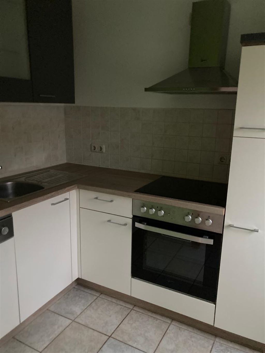 Wohnung zur Miete 385 € 3 Zimmer 63,4 m²<br/>Wohnfläche ab sofort<br/>Verfügbarkeit Innere Zwickauer Straße 77 Niederplanitz 545 Zwickau 08062