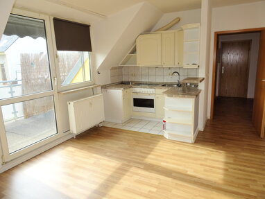 Wohnung zur Miete 300 € 2 Zimmer 48 m² 3. Geschoss Werdau Werdau 08412