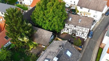 Einfamilienhaus zum Kauf 377.000 € 9 Zimmer 175 m² 591 m² Grundstück Büdesheim Schöneck 61137