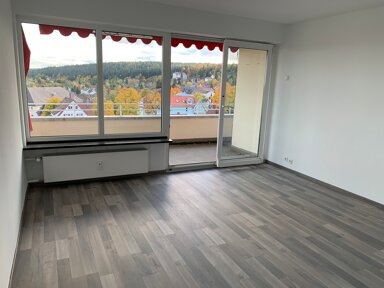 Wohnung zur Miete 700 € 3 Zimmer 75 m² 6. Geschoss frei ab sofort Falkenstraße 16 Freudenstadt Freudenstadt 72250