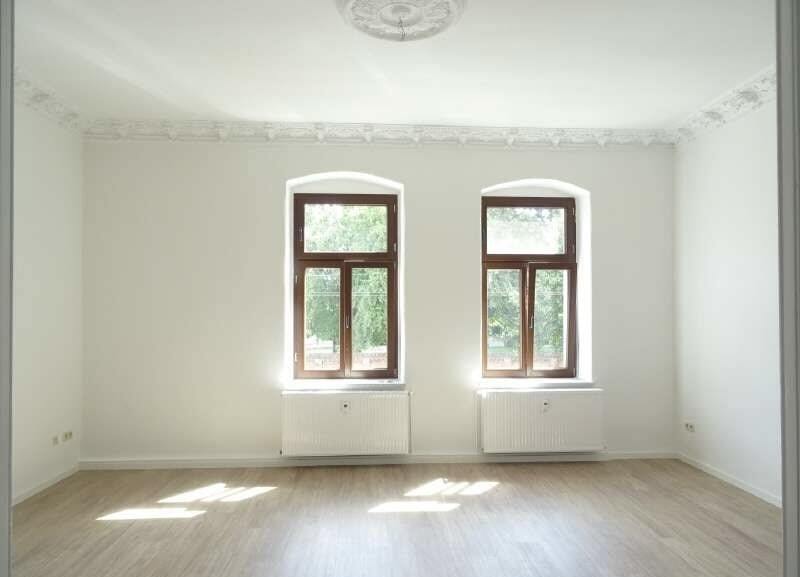 Wohnung zur Miete 637 € 3 Zimmer 97,9 m²<br/>Wohnfläche 1.<br/>Geschoss ab sofort<br/>Verfügbarkeit Leipziger Straße . Kristallpalast Magdeburg 39112