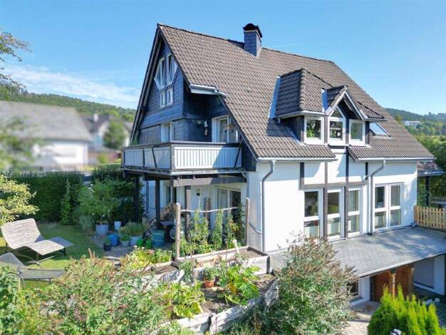 Mehrfamilienhaus zum Kauf 372.000 € 10 Zimmer 321 m² 919 m² Grundstück Bad Fredeburg Schmallenberg-Bad Fredeburg 57392