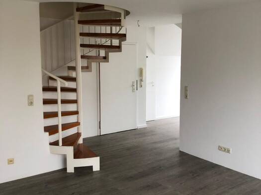 Wohnung zur Miete 850 € 2,5 Zimmer 76 m² Geschoss 2/3 frei ab 01.01.2026 Lichteneiche Memmelsdorf 96117