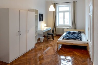 Wohnung zur Miete Wohnen auf Zeit 975 € 5 Zimmer 18 m² frei ab 04.04.2025 Einsteinstraße 46 Haidhausen - Nord München 81675