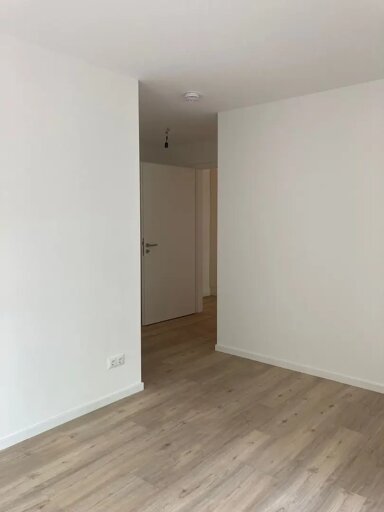 Wohnung zur Miete 700 € 3 Zimmer 83 m² Kneippallee Zirndorf Zirndorf 90513