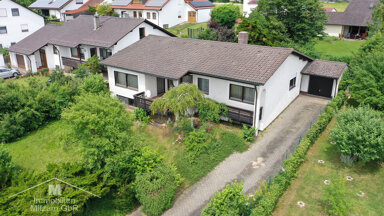 Bungalow zum Kauf 487.500 € 5 Zimmer 121,2 m² 785 m² Grundstück frei ab sofort Obere Weinbergstr. 30 Beilngries Beilngries 92339