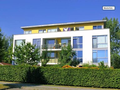 Haus zum Kauf provisionsfrei 9.100 € 400 m² 344 m² Grundstück Forst-Stadt Forst 03149