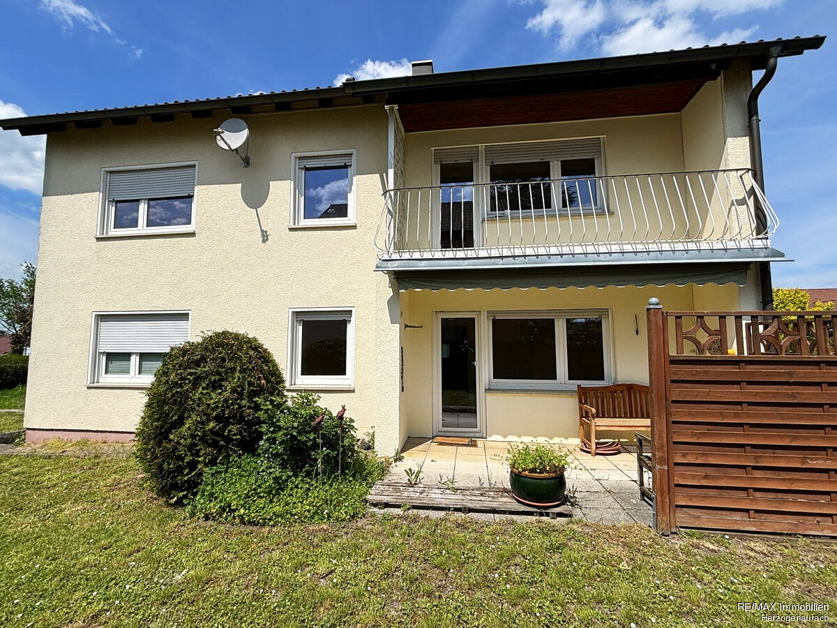 Mehrfamilienhaus zum Kauf 534.000 € 8 Zimmer 165 m²<br/>Wohnfläche 773 m²<br/>Grundstück Höchstadt Höchstadt 91315