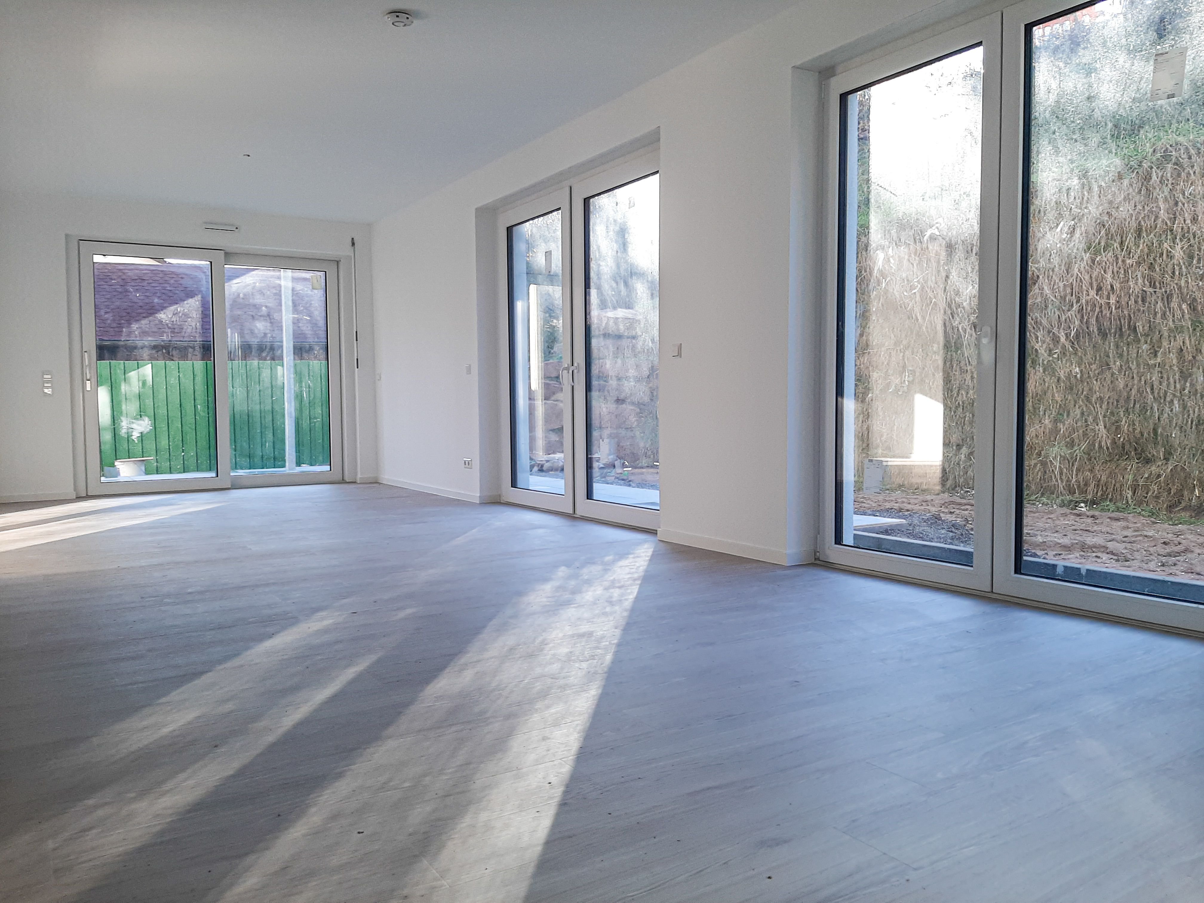 Terrassenwohnung zum Kauf 435.000 € 3,5 Zimmer 97,2 m²<br/>Wohnfläche EG<br/>Geschoss Hirsau Calw 75365