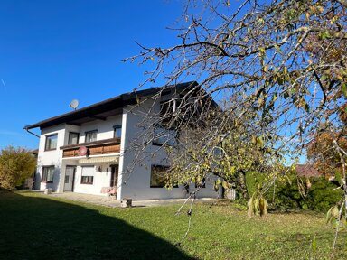 Mehrfamilienhaus zur Miete 2.500 € 9 Zimmer 230 m² 1.250 m² Grundstück Chieming Chieming 83339