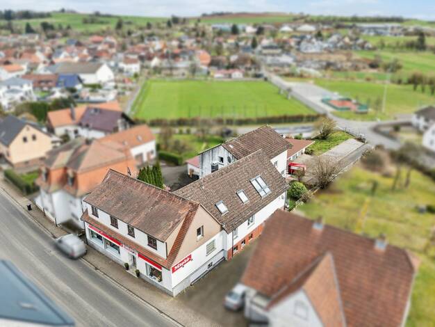 Gewerbeobjekt zum Kauf als Kapitalanlage geeignet 589.000 € 11 Zimmer 911,7 m² 1.528 m² Grundstück Ober-Seemen Gedern 63688