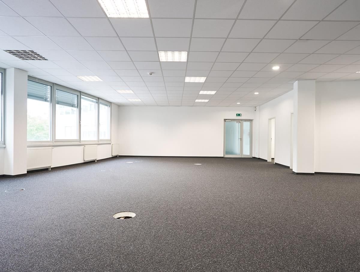 Bürofläche zur Miete 6,50 € 650 m²<br/>Bürofläche ab 650 m²<br/>Teilbarkeit Stresemannallee 4B Hammfeld Neuss 41460