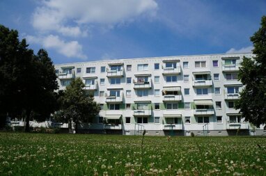 Wohnung zur Miete 384 € 3 Zimmer 53,2 m² 4. Geschoss Erich-Weinert-Str. 32 Weststadt Schwerin 19059