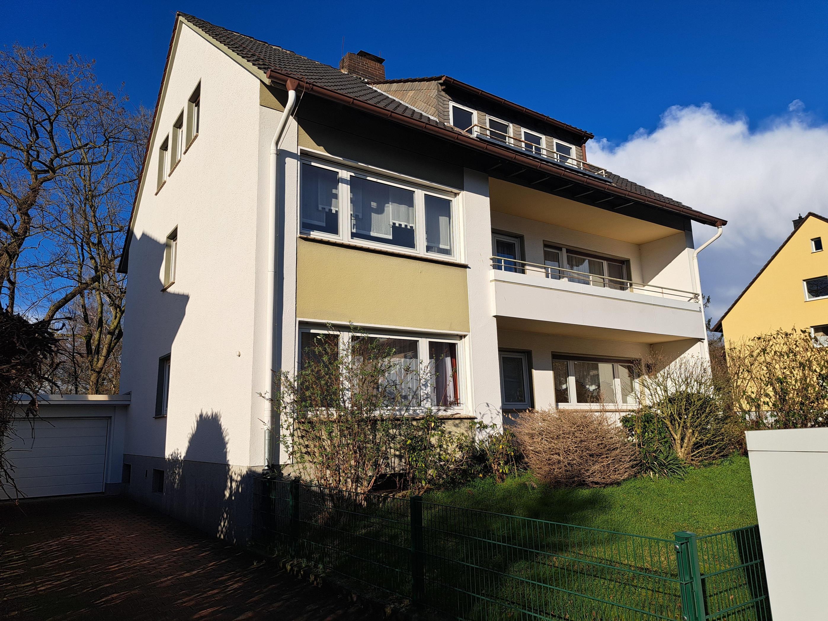 Mehrfamilienhaus zum Kauf 360.000 € 9 Zimmer 243 m²<br/>Wohnfläche 555 m²<br/>Grundstück Bad Salzuflen Bad Salzuflen 32105