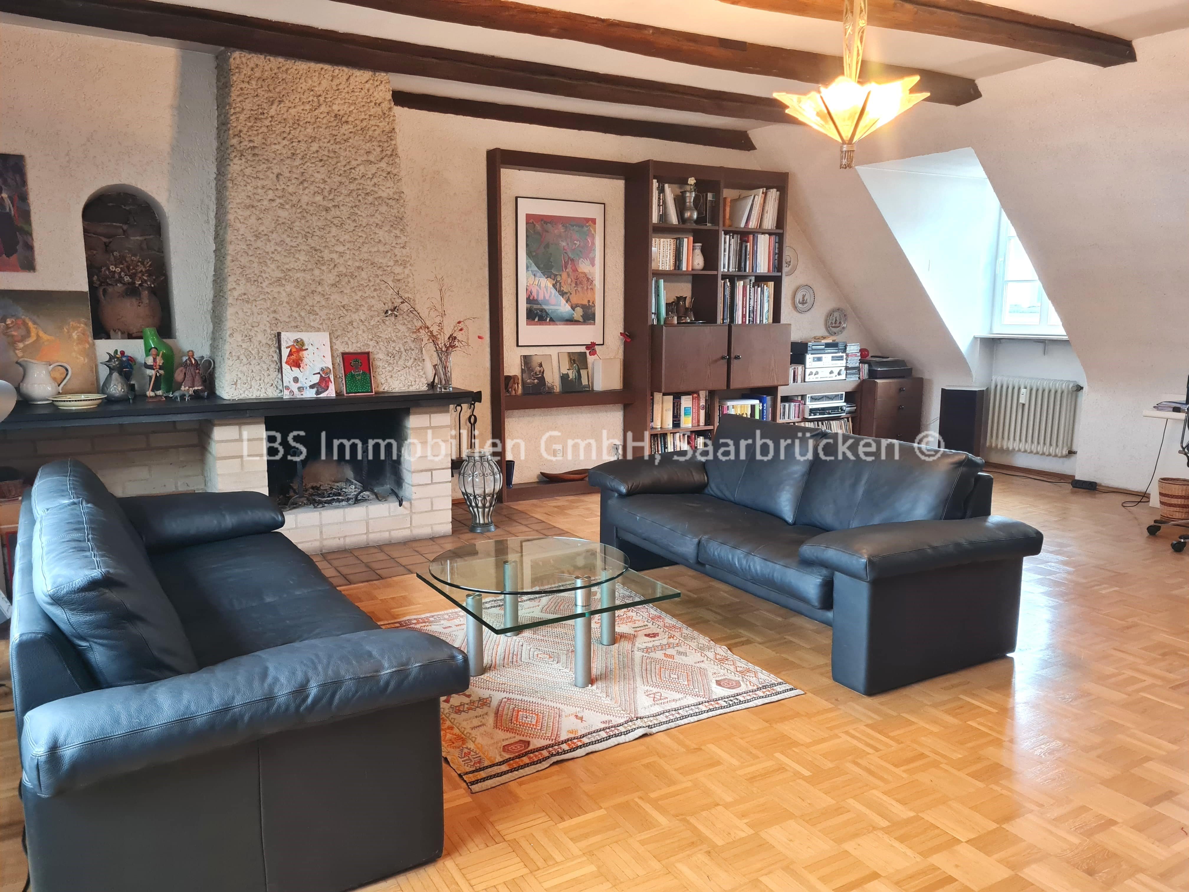 Wohnung zum Kauf 399.000 € 5 Zimmer 140 m²<br/>Wohnfläche 4.<br/>Geschoss ab sofort<br/>Verfügbarkeit Schloßplatz Saarbrücken 66117