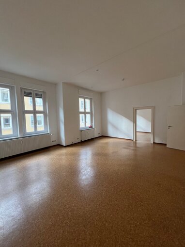 Wohnung zur Miete 1.295 € 3 Zimmer 106 m² 1. Geschoss frei ab sofort Heinestrasse 3 Innenstadt Würzburg 97070