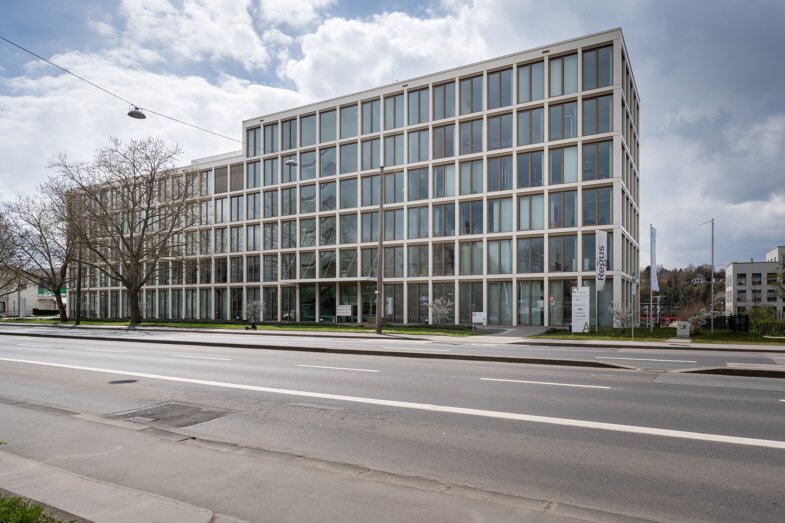 Bürofläche zur Miete provisionsfrei 969 € 50 m² Bürofläche teilbar von 10 m² bis 50 m² Mainzer Strasse 97 Wiesbaden Wiesbaden 65189