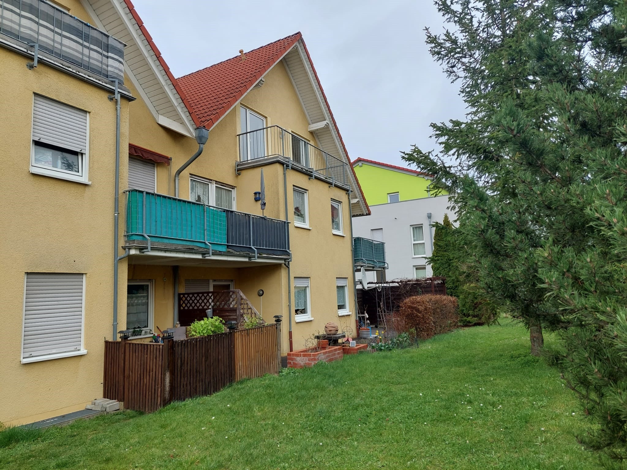 Wohnung zum Kauf 95.000 € 3 Zimmer 61,8 m²<br/>Wohnfläche Ab sofort<br/>Verfügbarkeit Ulla Grammetal 99428