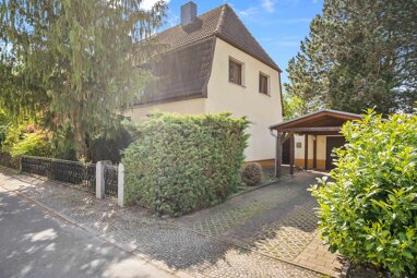 Doppelhaushälfte zum Kauf 165.000 € 5 Zimmer 130 m² 426 m² Grundstück Oschersleben Oschersleben 39387