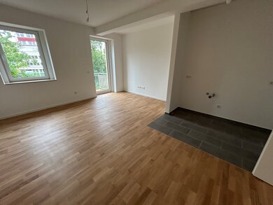 Wohnung zur Miete 602 € 2 Zimmer 65,9 m² 2. Geschoss frei ab sofort Preusserstr. 33 Merseburg Merseburg 06217