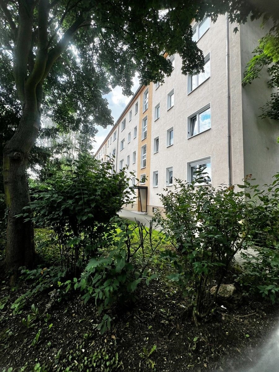 Wohnung zum Kauf 109.900 € 4 Zimmer 70 m²<br/>Wohnfläche 1.<br/>Geschoss Bad Dürrenberg Bad Dürrenberg 06231