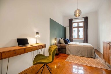 Wohnung zur Miete Wohnen auf Zeit 1.150 € 3 Zimmer 14 m² frei ab 04.12.2024 Deisenhofener Straße 4 Obergiesing München 81539