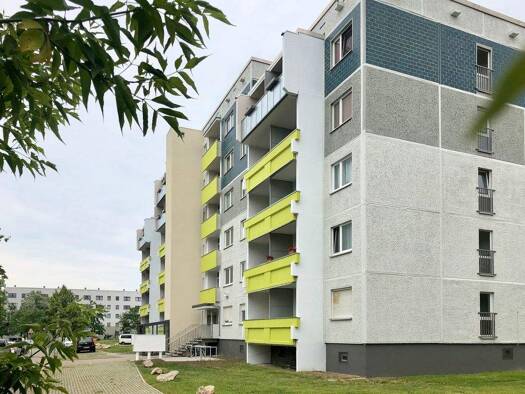 Wohnung zur Miete 248 € 1 Zimmer 32,4 m² 5. Geschoss frei ab 01.02.2026 Genthiner Straße 4 Silberhöhe Halle 06132