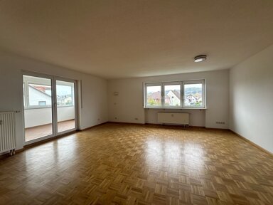 Wohnung zur Miete 1.250 € 3 Zimmer 100 m² 2. Geschoss frei ab sofort Neudorfer Straße 1 Haagen Lörrach 79541