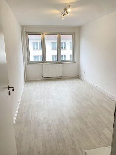 Wohnung zur Miete 450 € 3 Zimmer 62 m² 3. Geschoss Lindenallee 7 Innenstadt Neunkirchen 66538