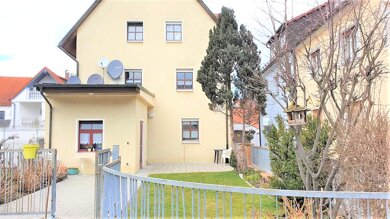 Wohnung zur Miete 400 € 1 Zimmer 32 m² 3. Geschoss frei ab sofort Neumarkt Neumarkt in der Oberpfalz 92318