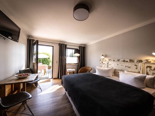 Wohnung zur Miete 599 € 1 Zimmer 30 m² 1. Geschoss Kühlungsborner Str. 1 Bastorf 18230