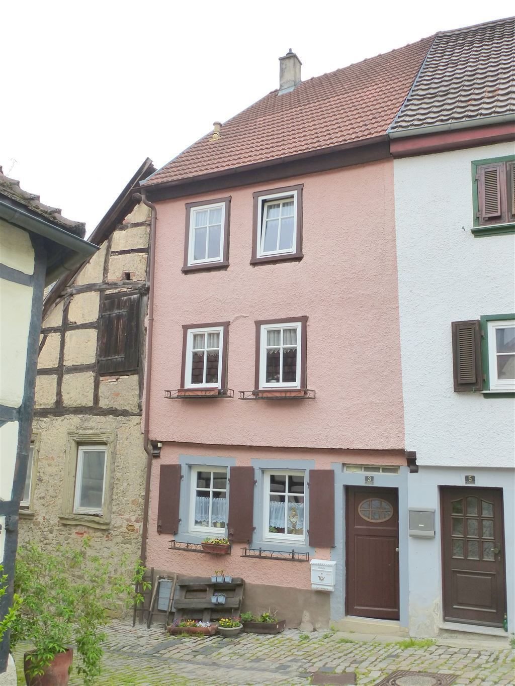 Einfamilienhaus zum Kauf 249.000 € 5 Zimmer 150 m²<br/>Wohnfläche 57 m²<br/>Grundstück Bad Wimpfen Bad Wimpfen 74206