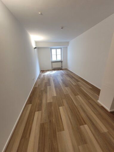 WG-Zimmer zur Miete 560 € 24 m² 1. Geschoss frei ab sofort Milchstr. 23 Altstadt - Nordost Ingolstadt 85049