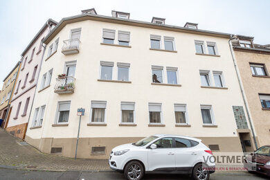 Wohnung zum Kauf 110.000 € 5 Zimmer 126,3 m² 2. Geschoss Innenstadt Neunkirchen/Saar 66538