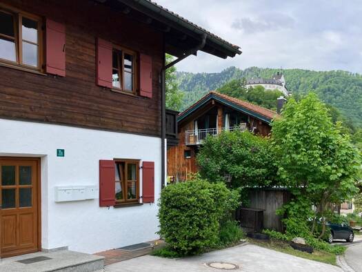 Wohnung zur Miete 545 € 1 Zimmer 38 m² Geschoss 2/3 frei ab 01.01.2026 Aschau Aschau im Chiemgau 83229